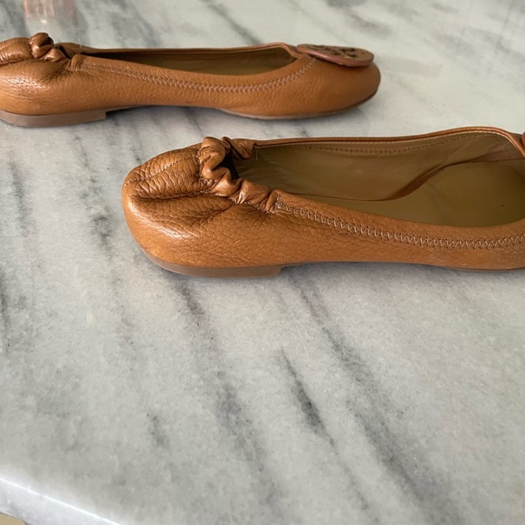 Tory Burch Tan Ballet Flats Size 8.5 - Picture 2 of 7